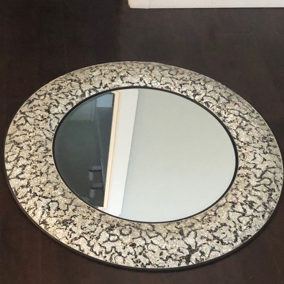 Mirror - Picture 2 of 4